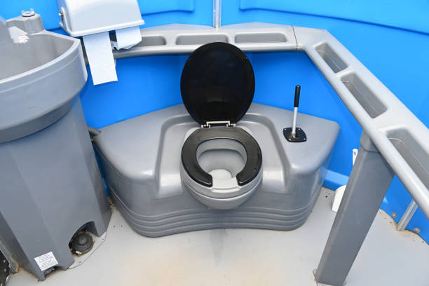 Portable Toilet Options We Offer in Kingsley, IA